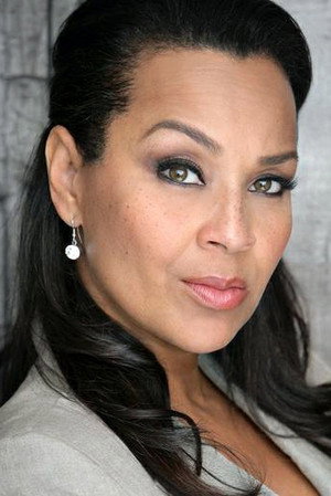 LisaRaye McCoy in Twice Bitten