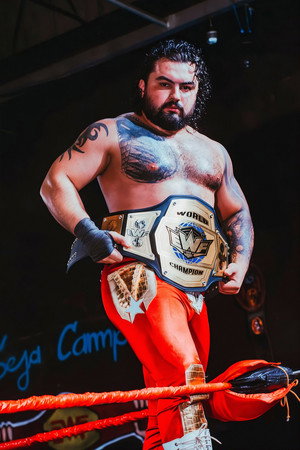 Jackson Andrade in Lucha Libre: O Legado de “El Luchador”