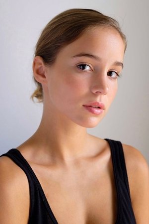 Alba Baptista in Borderline