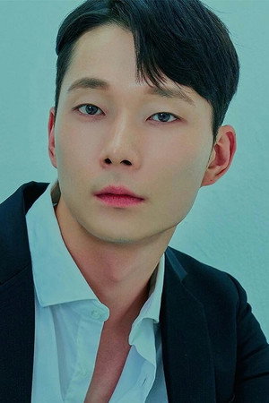 Lee Seung-hee in The Divine Fury