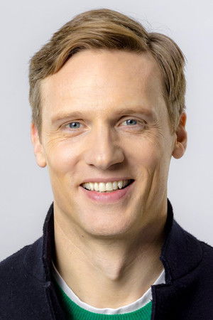 Teddy Sears in The Sounding