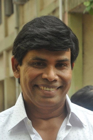 Anandaraj in Iravukku Aayiram Kangal