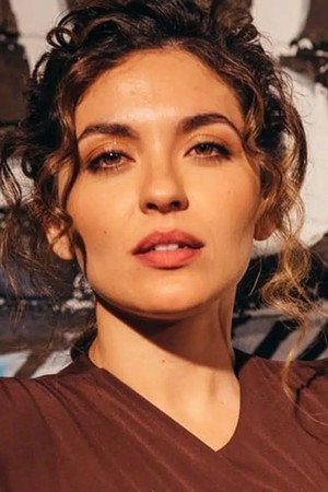 Sara Barradas in Autumn