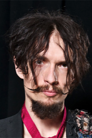 Justin Hawkins in Sam Ryder Rocks New Year’s Eve
