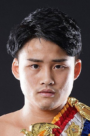 Hiroto Kyoguchi in Kenshiro Teraji vs. Seigo Yuri Akui