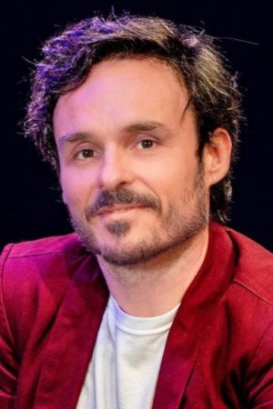 Gustavo Falcão in The Machine