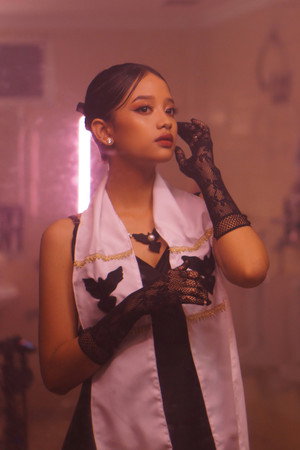 Yesyta Mayzahra in Facticity