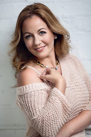 Lisa Kelly in Celtic Woman: Songs from the Heart