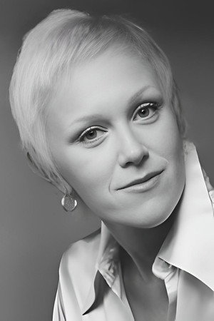 Erica Eaton in Confessions of a Young American Housewife
