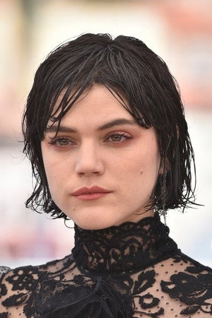 Soko in Something's More Than One Thing
