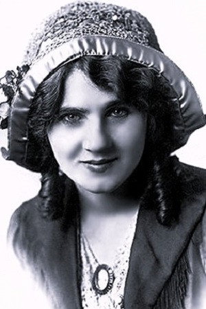 Florence Lawrence in A Mysterious Mystery