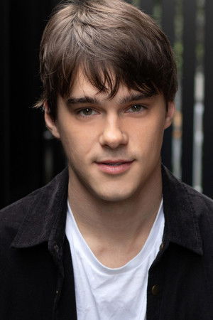 Mitchell Hope in Descendants 3