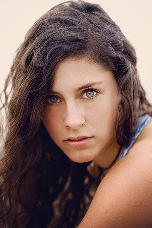 Hannah Kleeman in Against the Night