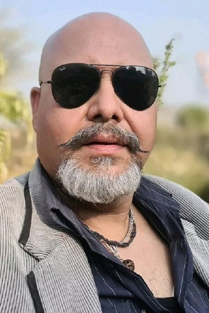 Vijay Deuja in Himmat