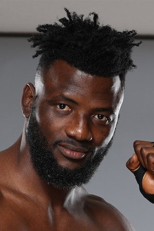 Efe Ajagba in Zuffa Boxing 03