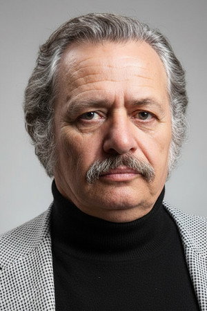 Orhan Çağman in Arabesque
