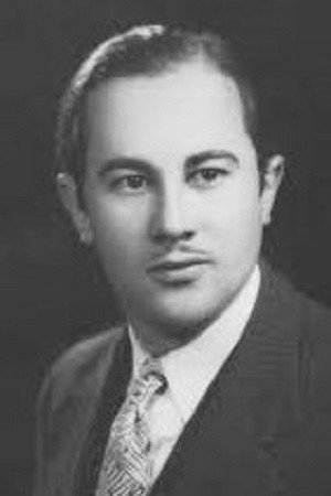 Óscar Pulido in Watch Out for Love