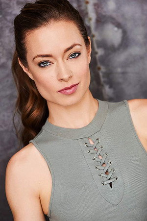 Andrea Nelson in Encounter