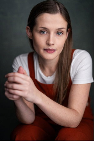 Lauren Grace in Zero