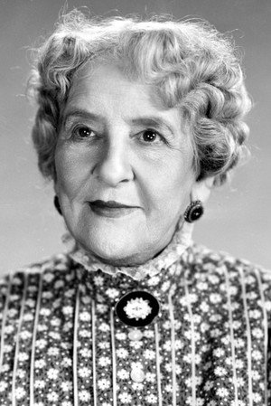May Robson in Anna Karenina