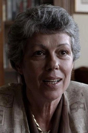 Júlia Correia in Lives