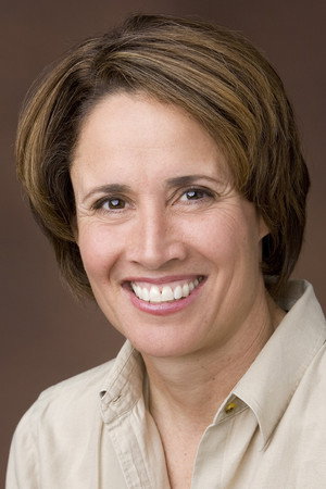 Mary Carillo in Novak Djokovic: The Wolf in Winter