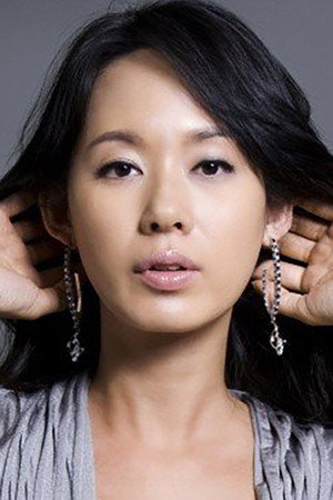 Park Hee-jin in Behead the King