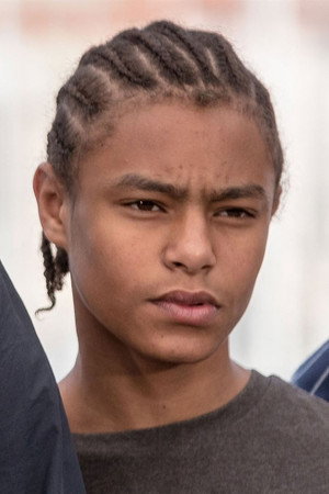 Issa Perica in Les Mis  rables