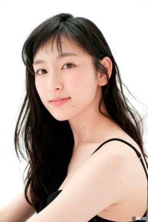Kanako Miyashita in Closet