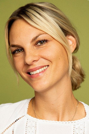 Austa Lea Jespersen in Moonfire