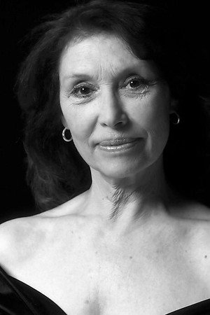 Claudia Gravy in Death on a Rainy Day