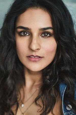 Angira Dhar in Love per Square Foot
