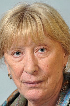 Yekaterina Vasilyeva in The Aunties