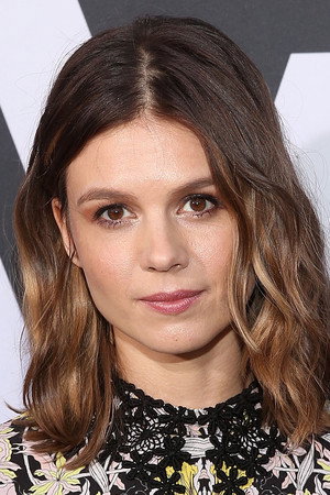Katja Herbers in Peter Bell