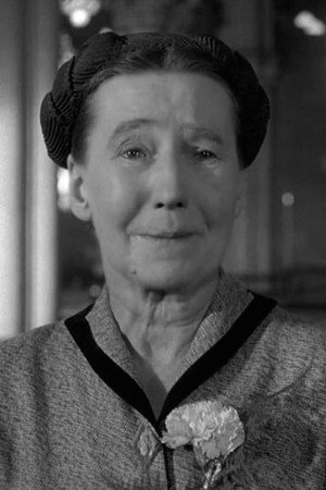 Beatrice Varley in Death Goes to School