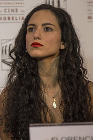 Florencia Ríos in Petra's Lasso