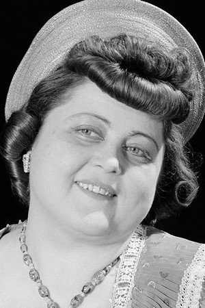 Márta Fónay in The Tóth Family