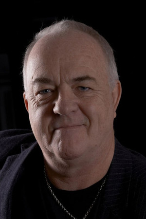 Robbie McIntosh in Paul McCartney: From Rio to Liverpool
