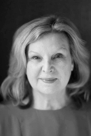 Ann Mitchell in The Deep Blue Sea