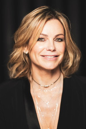 Caroline Néron in Mad Dog
