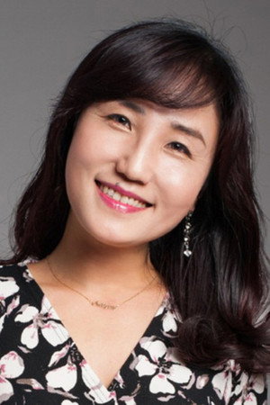Jeon Sook-kyung in Curucuru and Friends: The Secrets of the Rainbow Tree