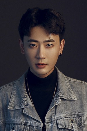 Xuan Yihao in Grave Robbers: The Dragon Formation