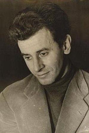 Michel Vitold in Arsène Lupin vs. Arsène Lupin
