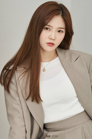 Choi Hyo-jung in Winter Fairy Tales: The Lost Memory