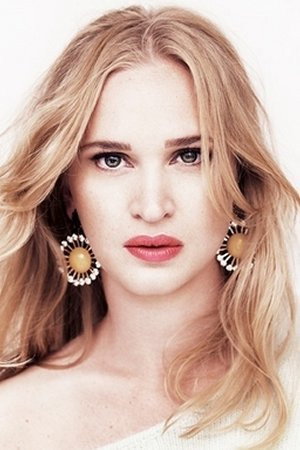 Vera Vitali in White People