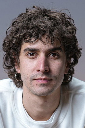 Emmanuel Restrepo in Susana and Elvira: No Plan B