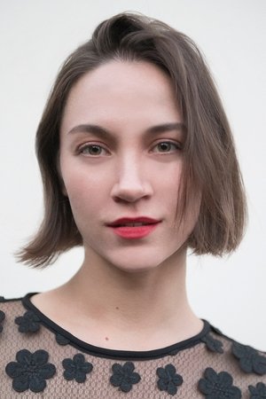 Sydney Lemmon in The Drama