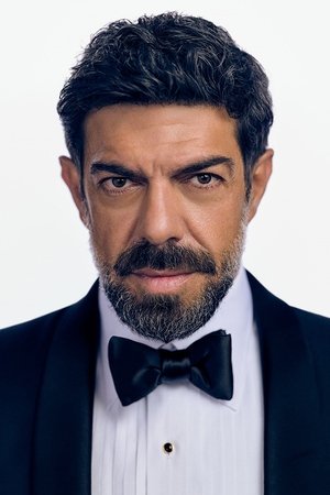 Pierfrancesco Favino in Adagio