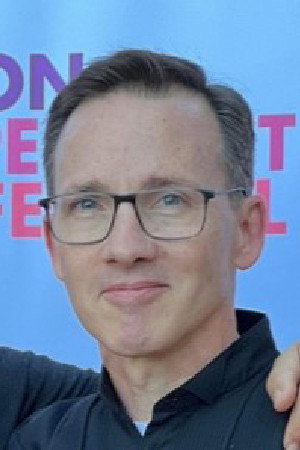 Vince Hobart Smith in Operation: Laugh Track