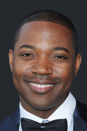 Stephen Rider in What Lies Under the Tree